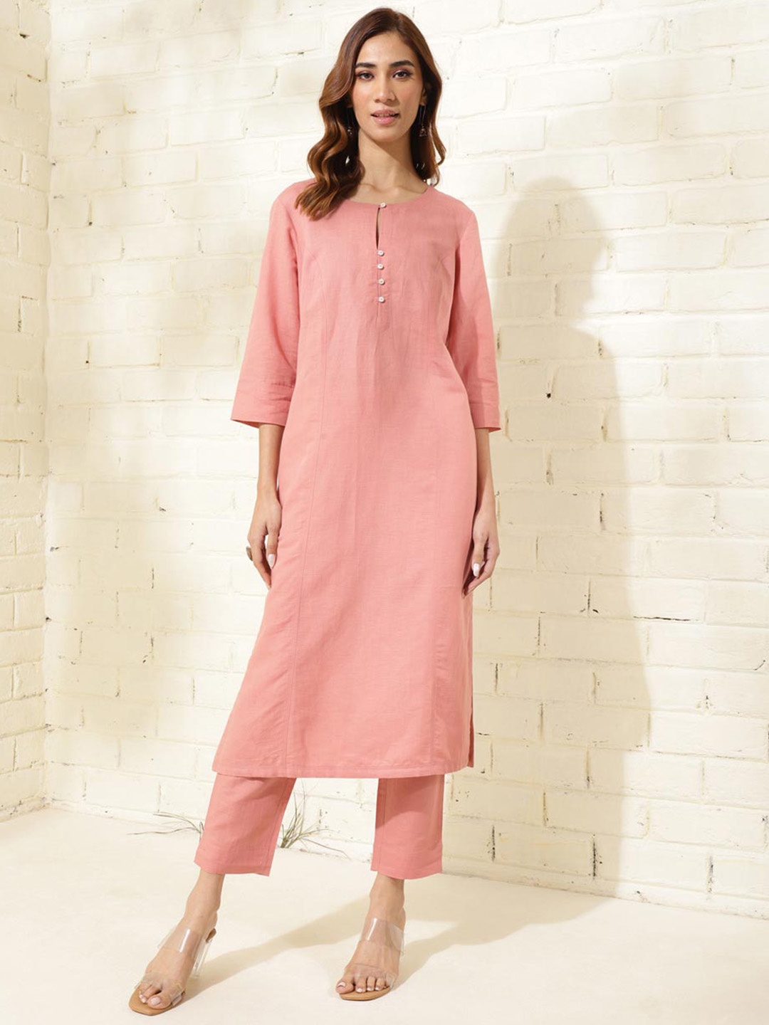 

Fabindia Keyhole Neck Cotton Linen Kurta with Trousers, Peach