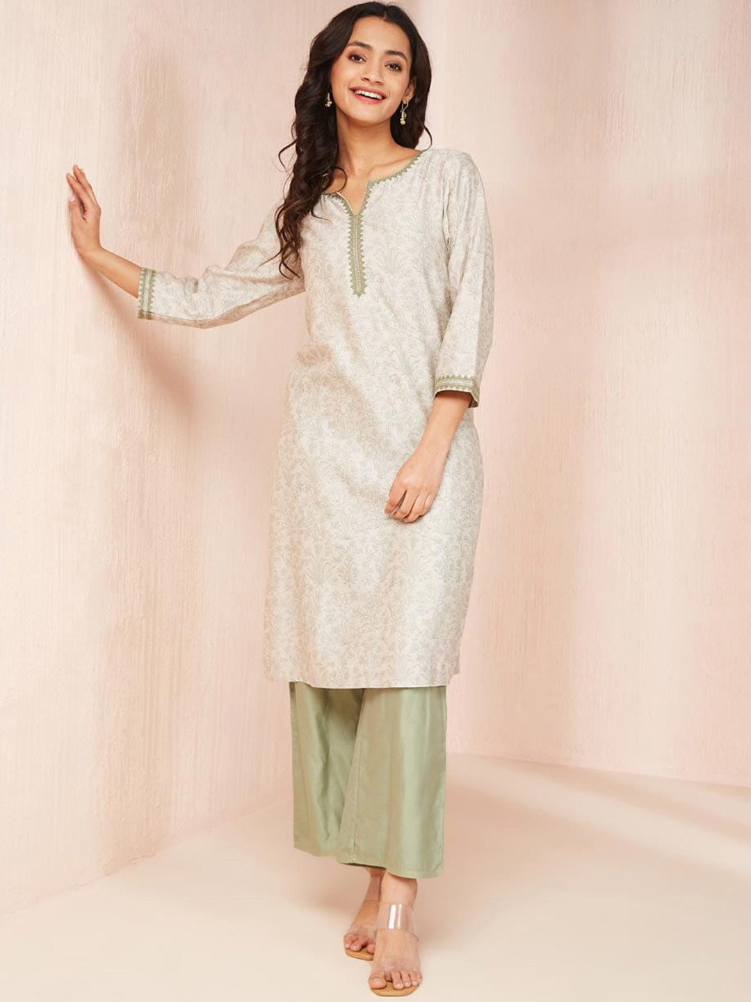 

Fabindia Floral Printed Strigth Kurta, Grey