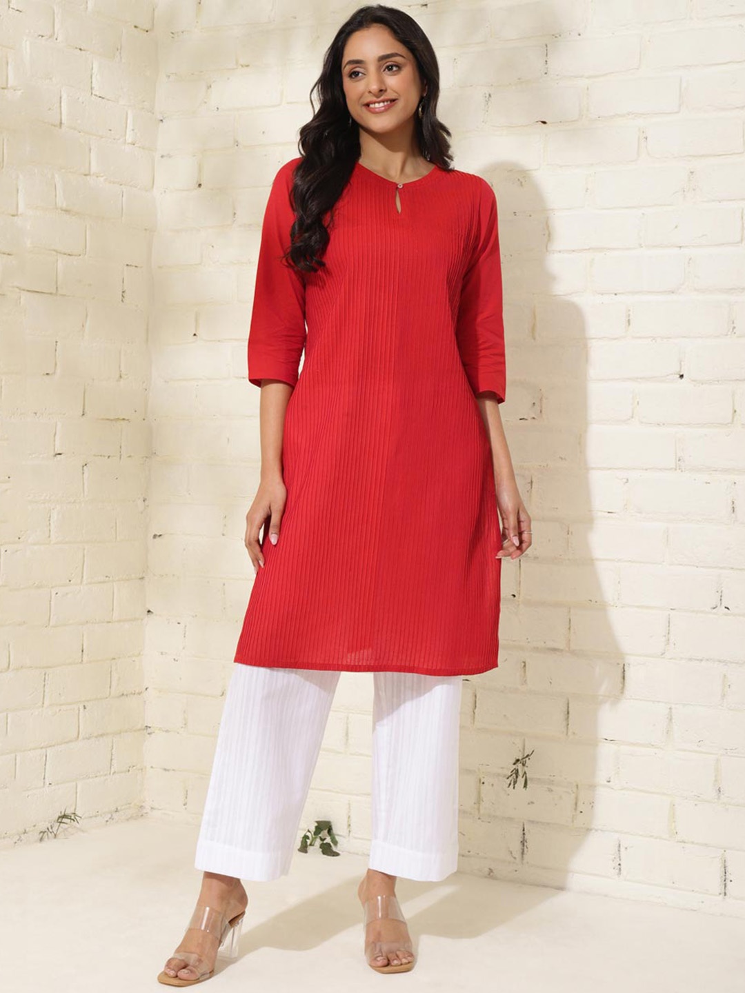 

Fabindia Striped Keyhole Neck Cotton Straight Kurta, Red