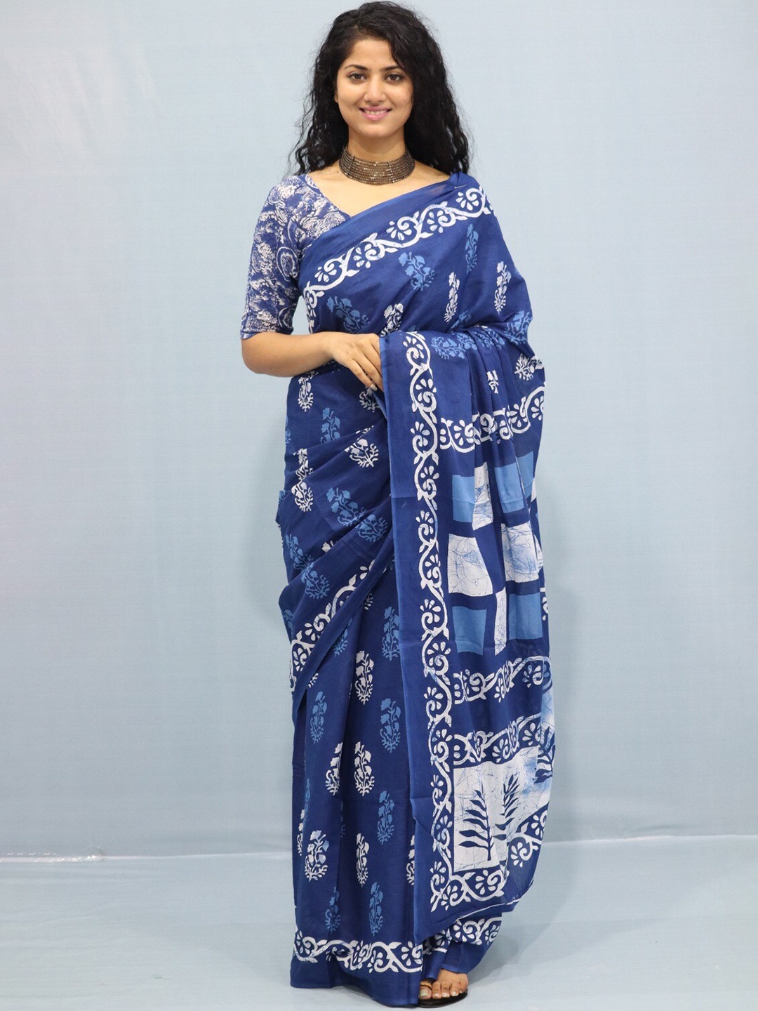 

JALTHER Floral Pure Cotton Block Print Saree, Blue