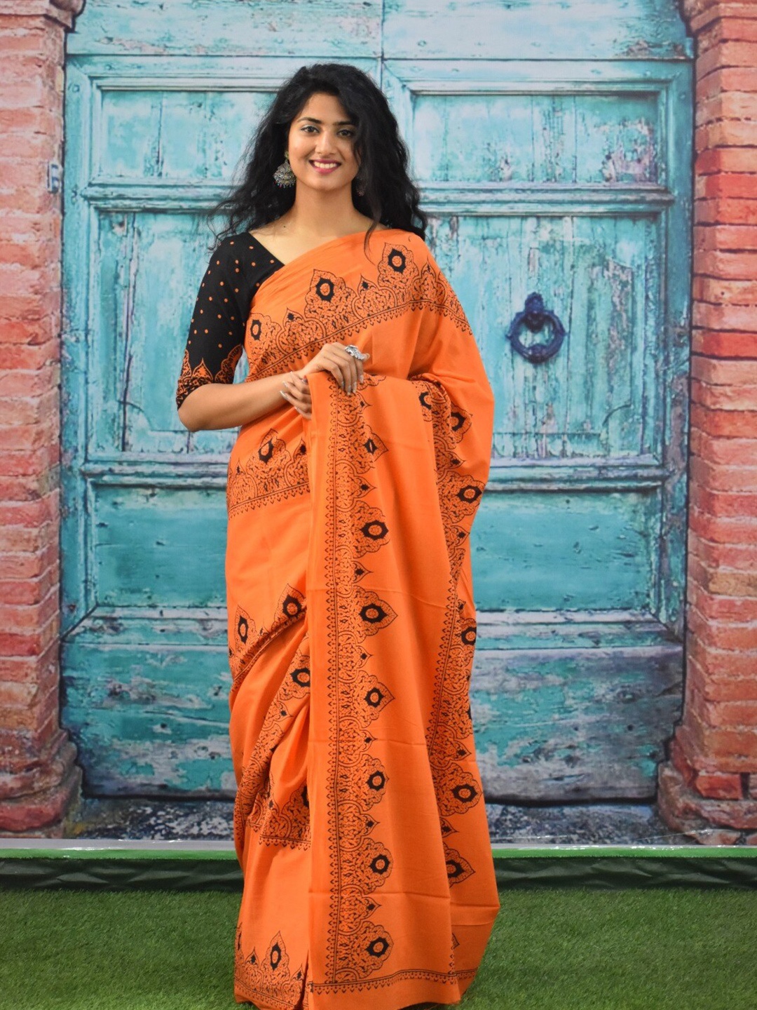 

JALTHER Ethnic Motifs Pure Cotton Block Print Saree, Orange