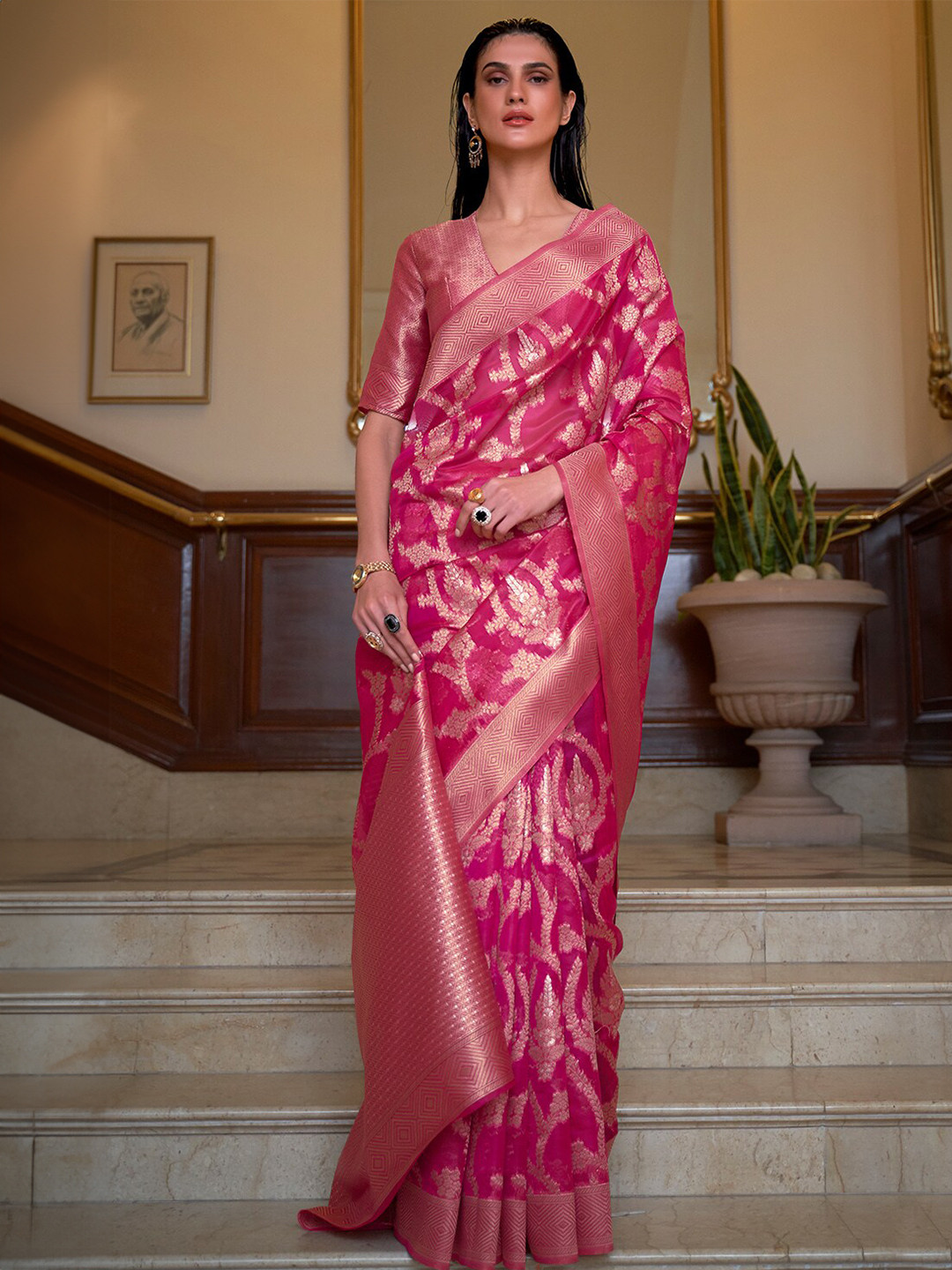 

DEVATITHI Ethnic Woven Design Zari Organza Saree, Pink