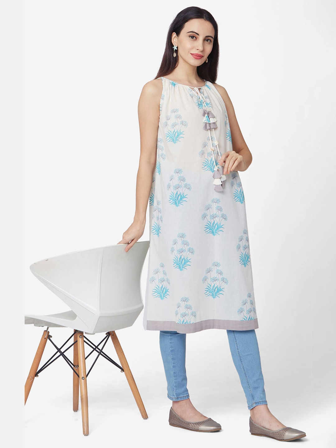 

KALINI Floral Printed Tie-Up Neck Sleeveless Cotton A-Line Kurta, Off white