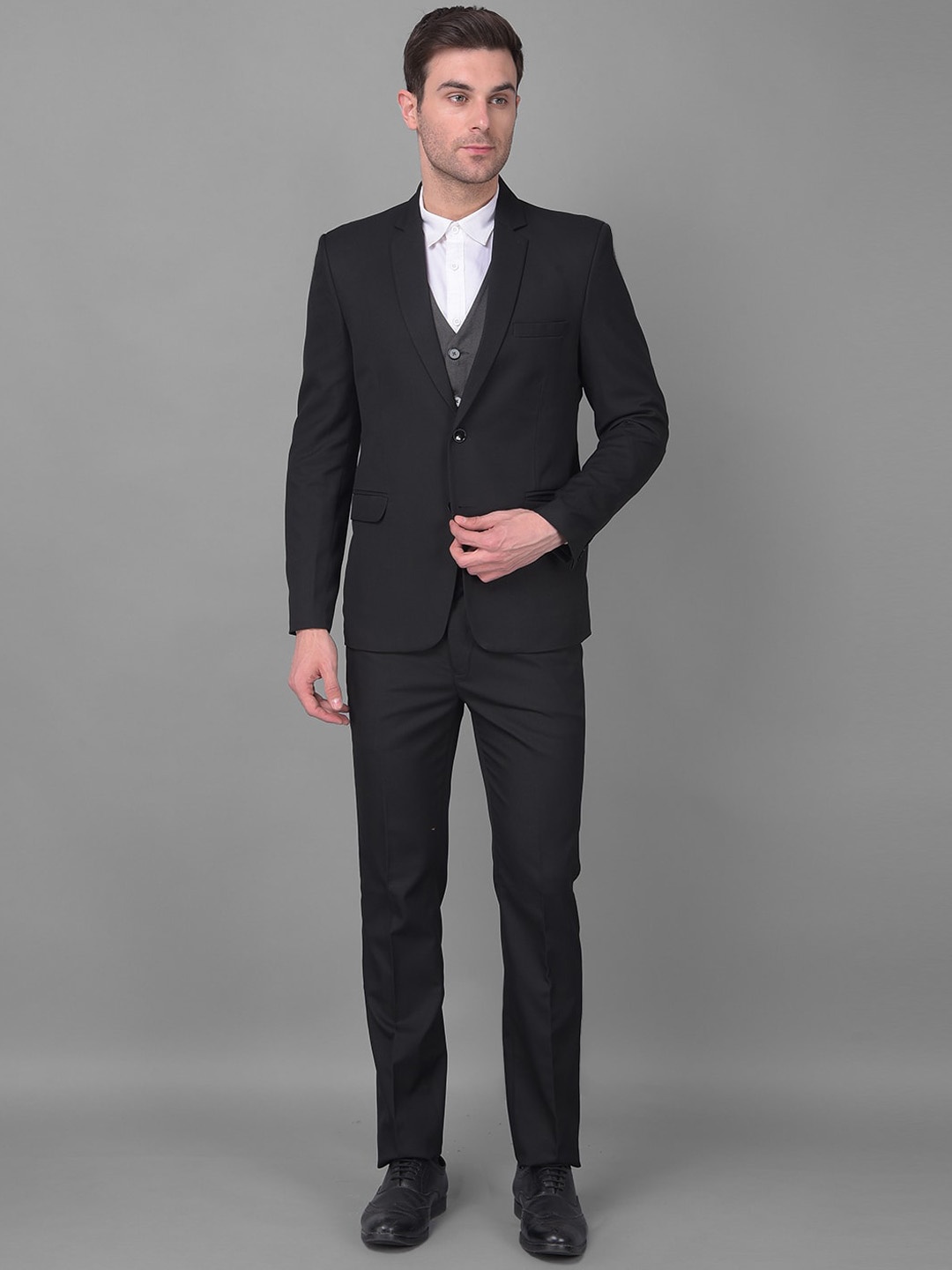

Canary London Men 3-Piece Slim-Fit Single-Breasted Suits Set, Black