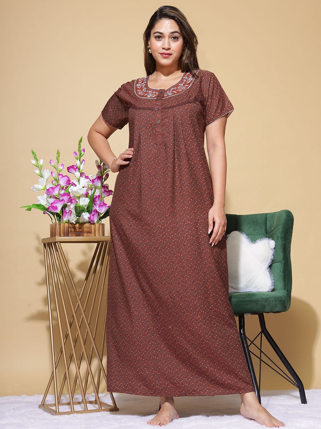 

9shines Label Floral Printed Round Neck Maxi Nightdress, Brown