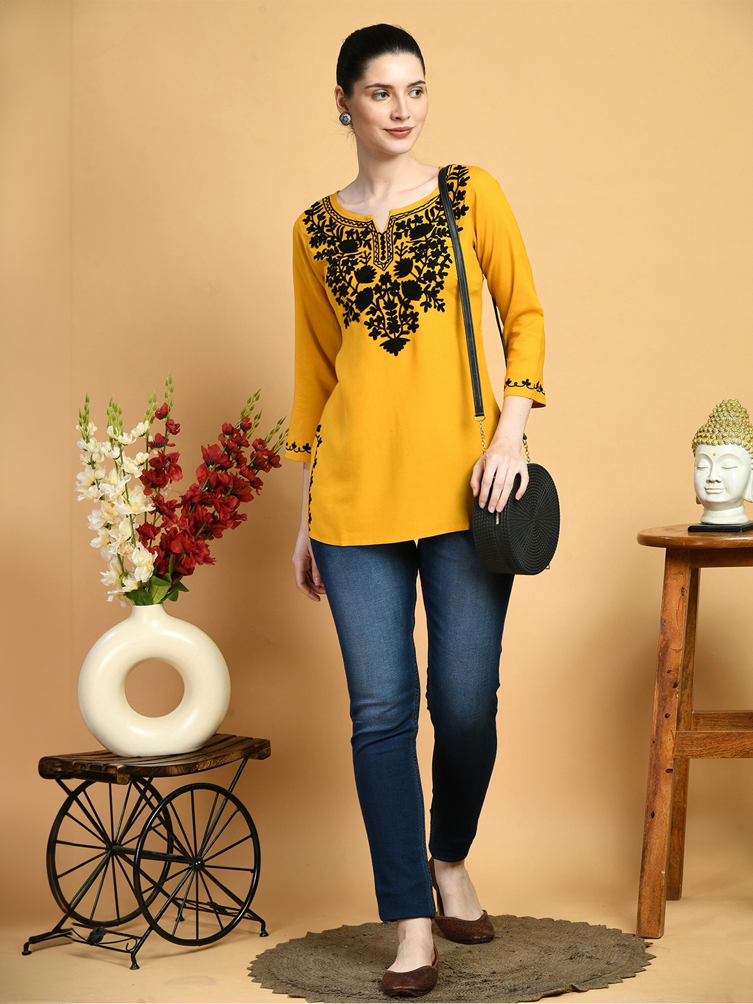 

QAZMI Kashmiri Floral Aari Embroidered Kurti, Yellow