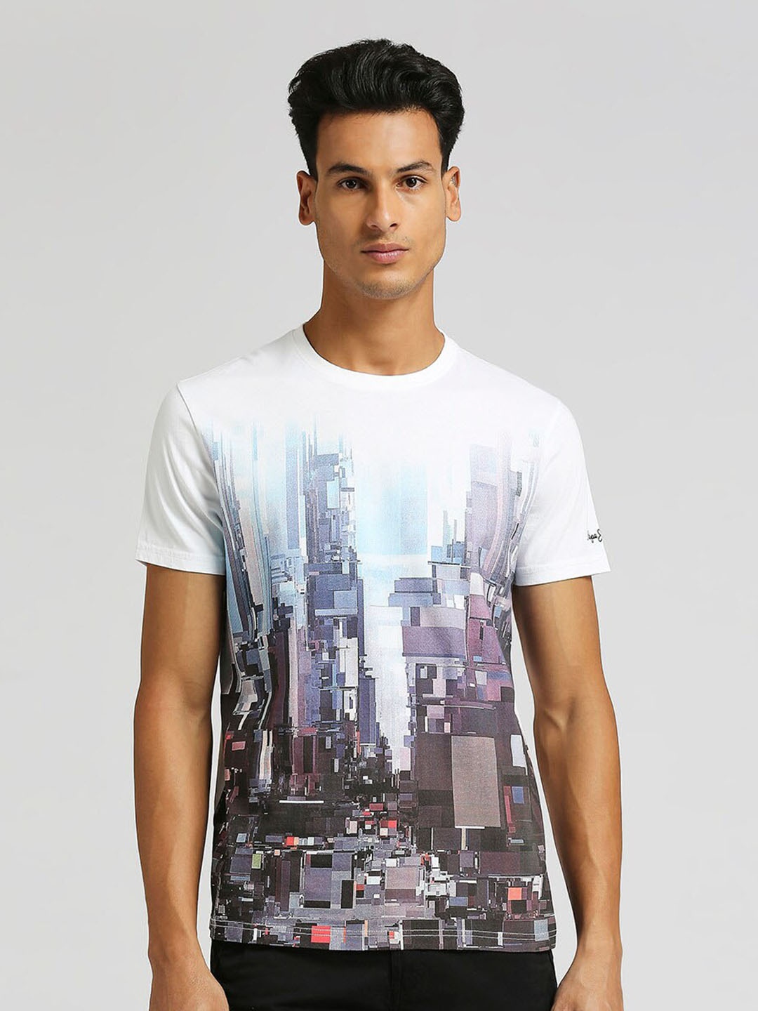 

Pepe Jeans Vivian Graphic Printed Pure Cotton Slim Fit T-shirt, White