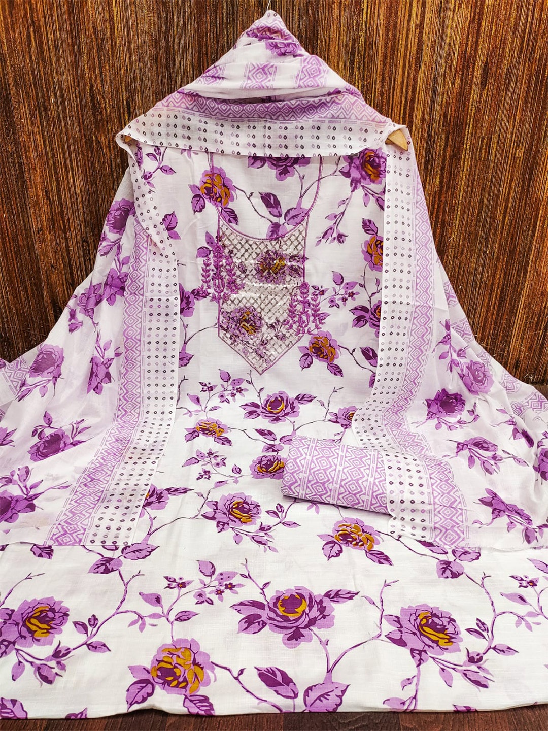 

mimi design Floral Printed Thread Work Jute Cotton Unstitched Dress Material, Purple