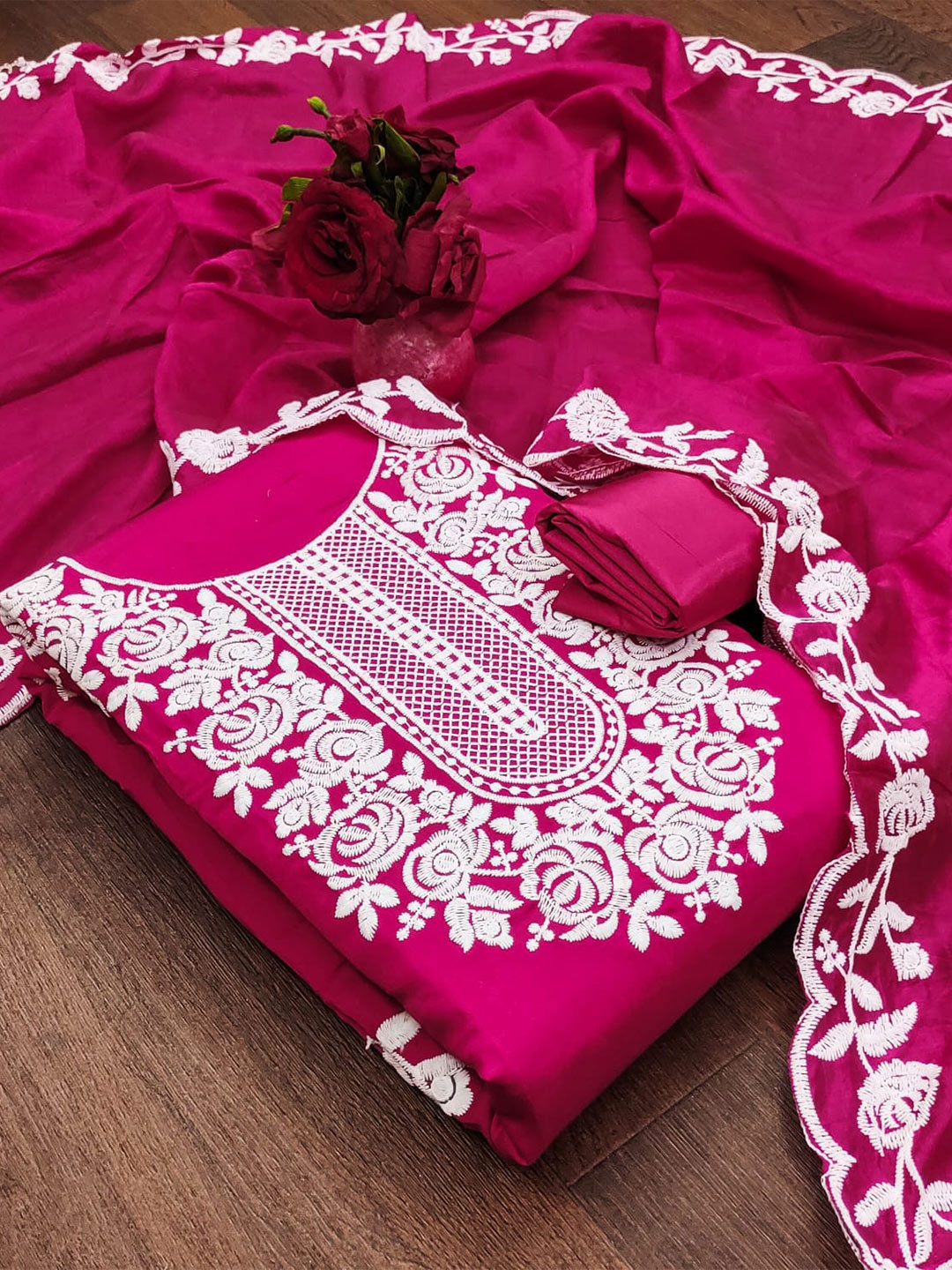 

mimi design Floral Embroidered Unstitched Dress Material, Pink