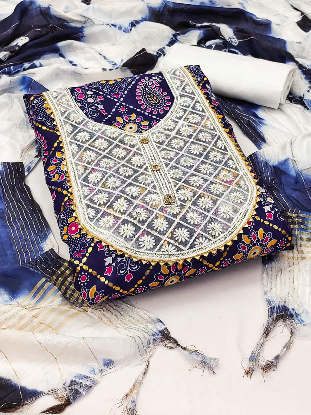 

mimi design Ethnic Motifs Printed Jute Cotton Unstitched Dress Material, Blue