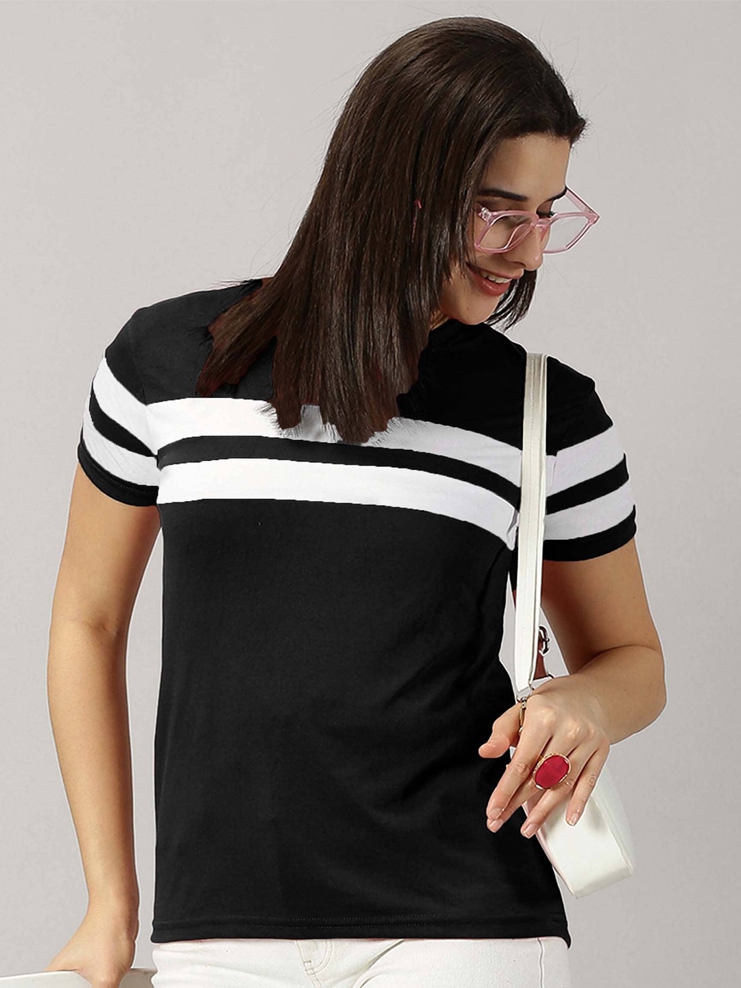 

AUSK Striped Round Neck Short Sleeves T-shirt, Black