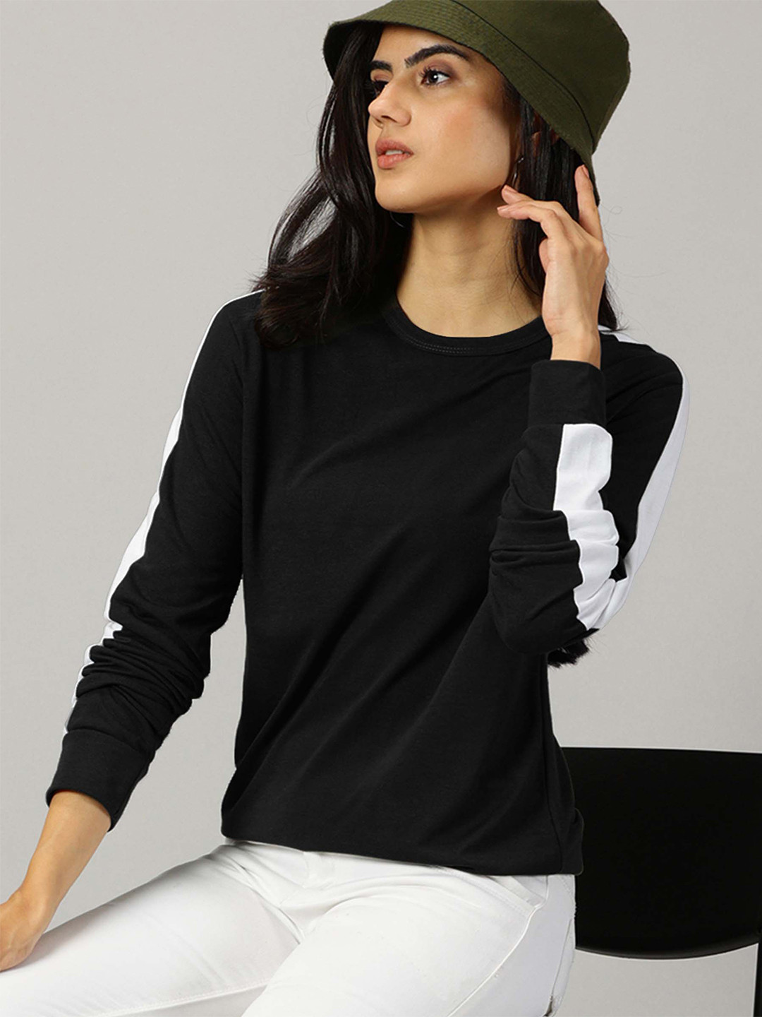 

AUSK Round Neck Full Sleeve T-Shirt, Black