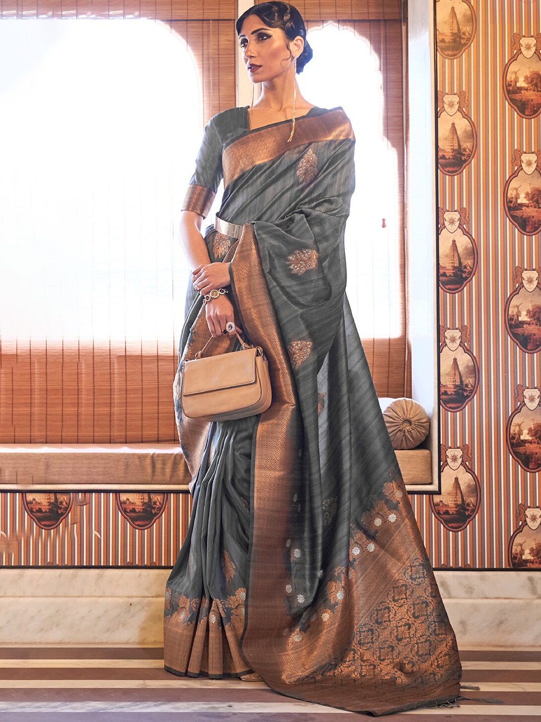 

DEVATITHI Ethnic Motifs Woven Design Zari Banarasi Saree, Grey