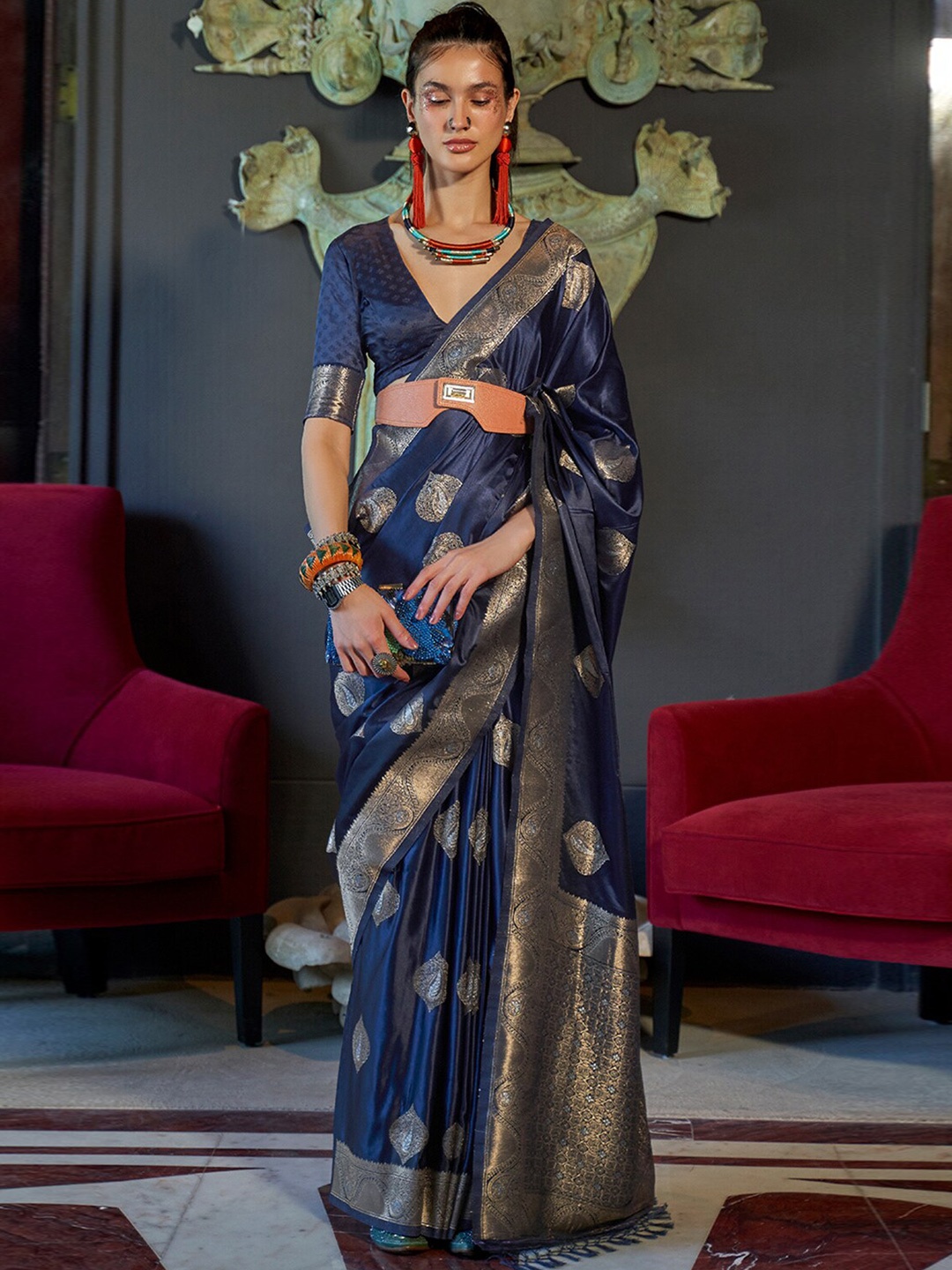 

DEVATITHI Ethnic Motifs Woven Design Zari Banarasi Saree, Blue