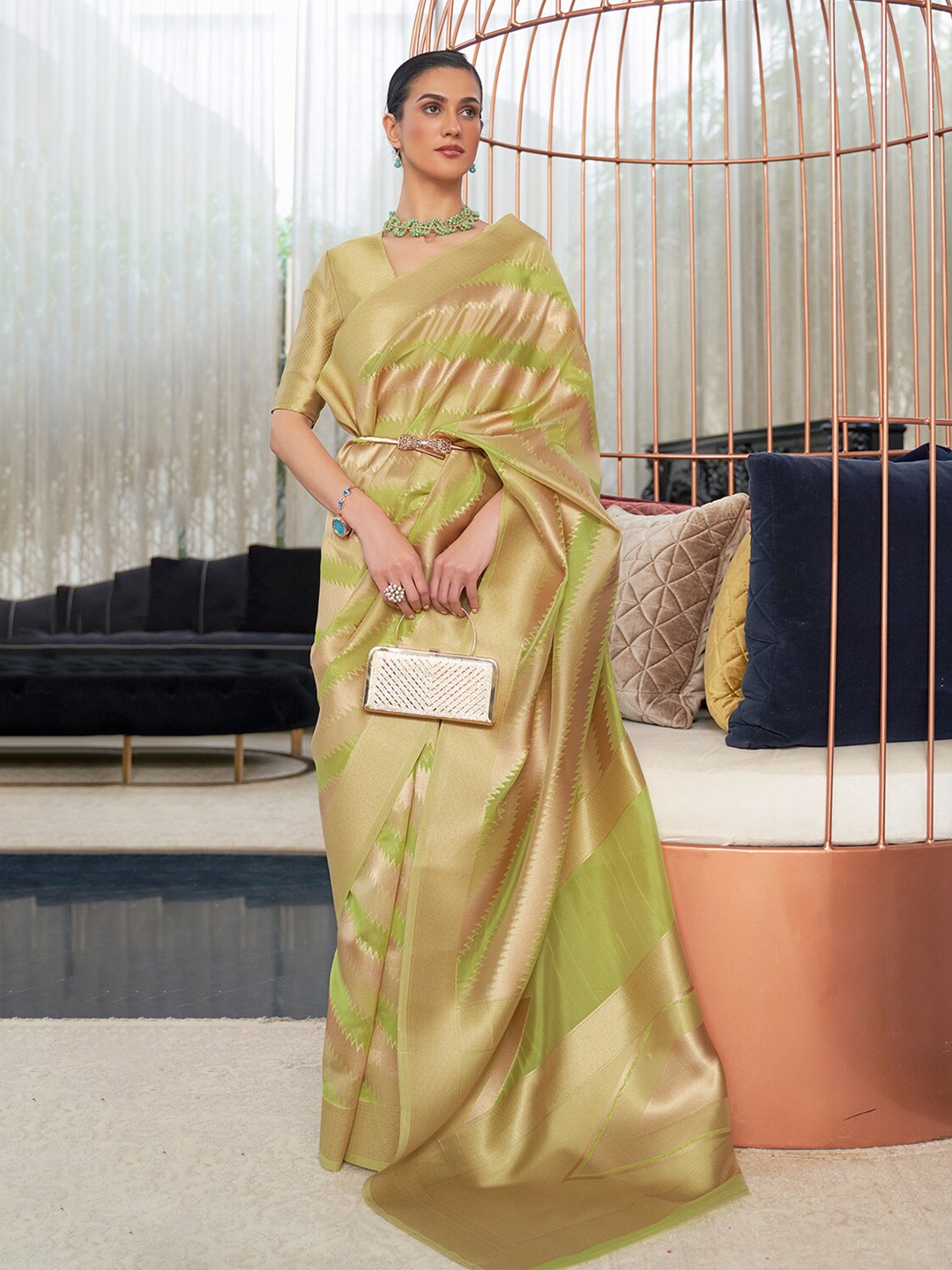 

DEVATITHI Abstract Woven Design Zari Organza Saree, Green