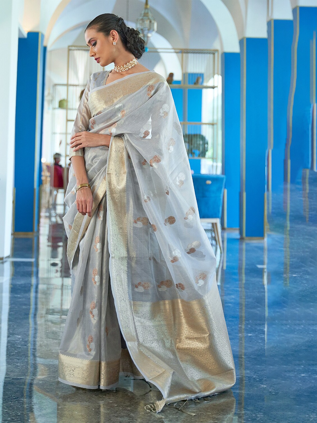 

DEVATITHI Ethnic Motifs Woven Design Zari Organza Saree, Grey