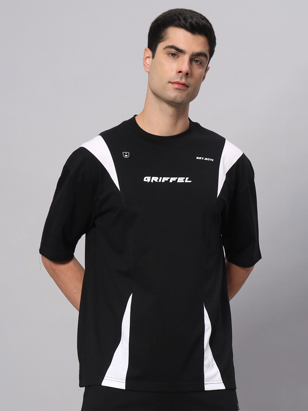 

GRIFFEL Colourblocked Round Neck Short Sleeves Oversized Cotton T-shirt, Black