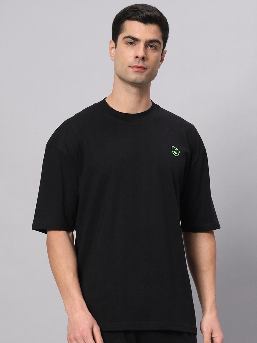 

GRIFFEL Round Neck Cotton Oversized Applique T-shirt, Black