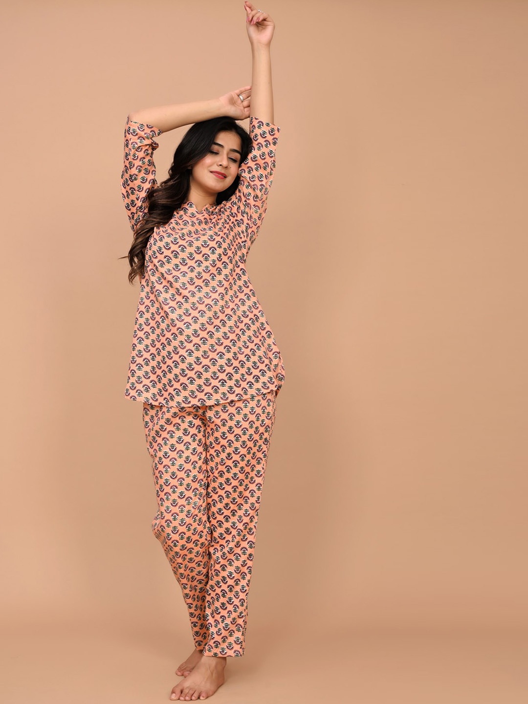 

TREND ME Floral Printed Night suit, Peach