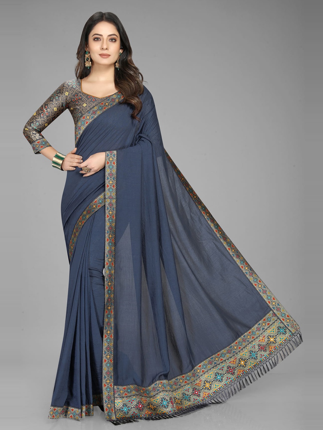 

Marabout Woven Design Border Banarasi Saree, Grey