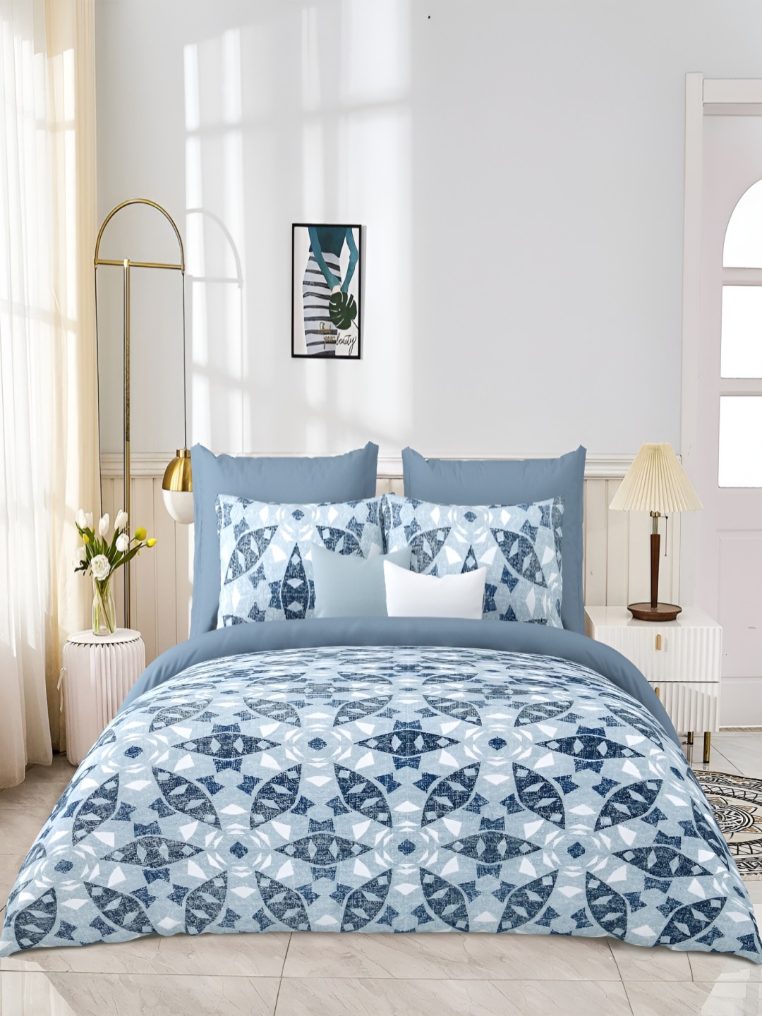 

JAIPUR PRIME Blue & White Geometric Cotton 300 TC King Bedsheet with 2 Pillow Covers