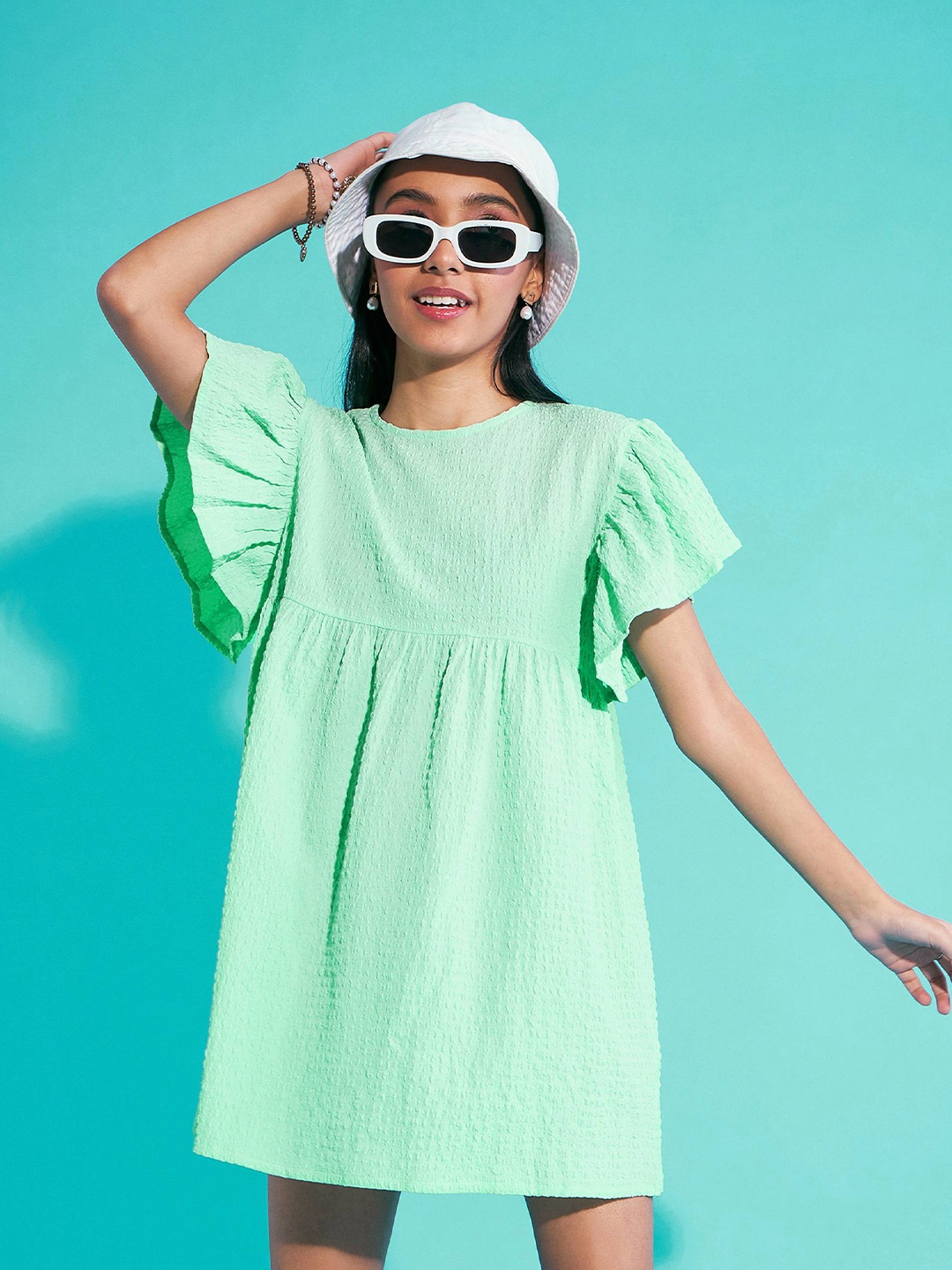 

Noh.Voh - SASSAFRAS Kids Girls Self Design Flutter Sleeve Boxy A-Line Dress, Green