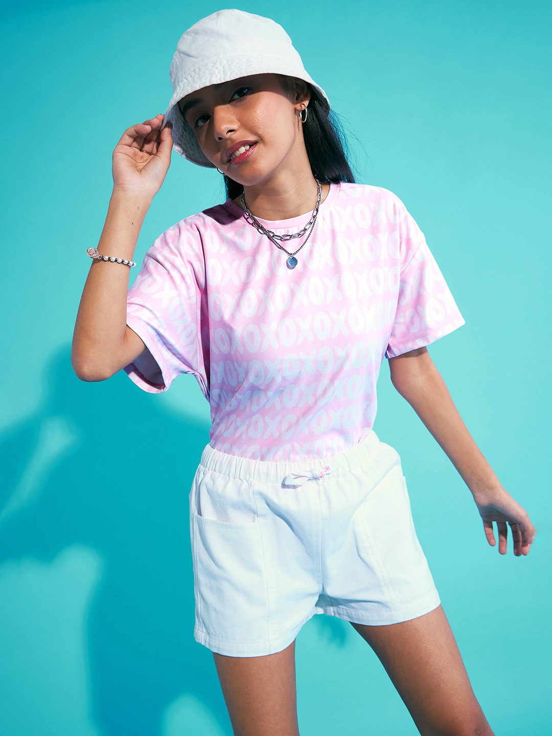 

Noh.Voh - SASSAFRAS Kids Girls XOXO Printed T-shirt With Shorts Co-Ords, Pink