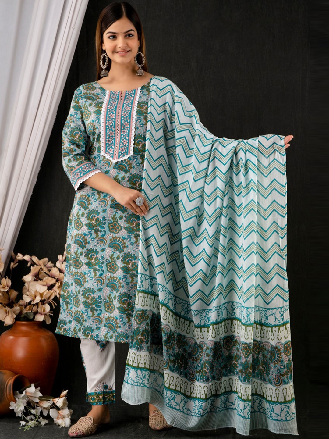 

D K W Floral Printed Pure Cotton Straight Kurta & Trouser With Dupatta, Blue