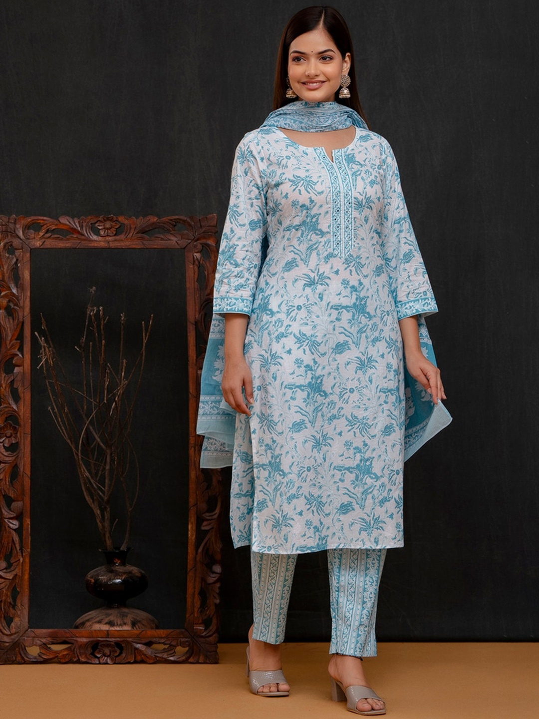 

D K W Floral Printed Mirror Work Pure Cotton Straight Kurta & Trouser With Dupatta, Blue