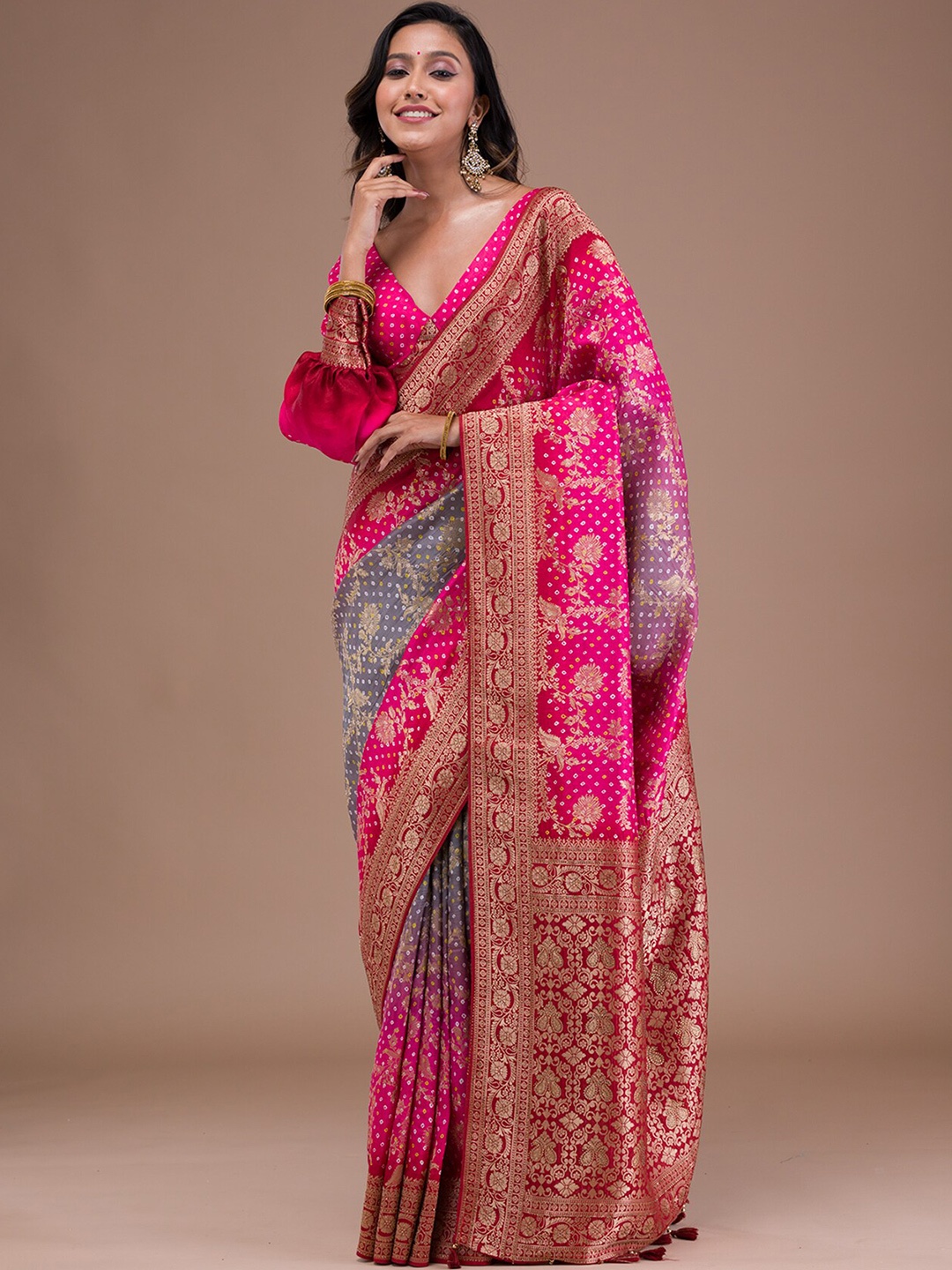 

Koskii Woven Design Floral Zari Silk Saree, Pink