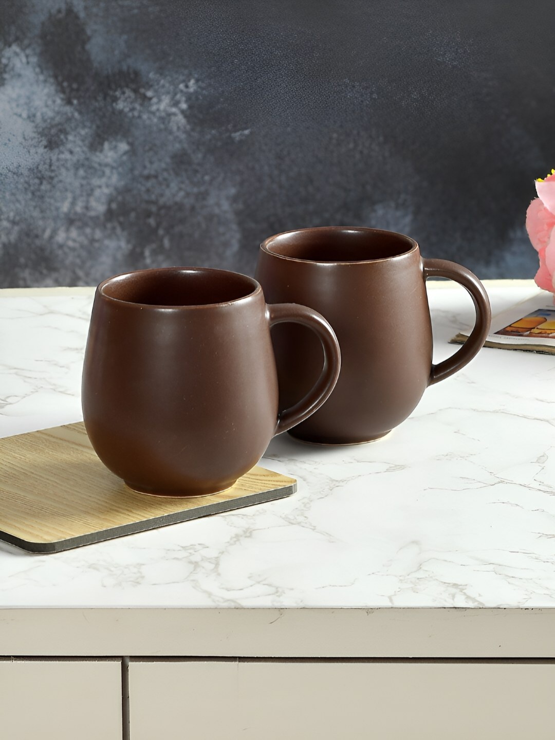 

CLIO'S HERITAGE STORE Brown 2Pcs Handcrafted Ceramic Glossy Mugs 300ml Each