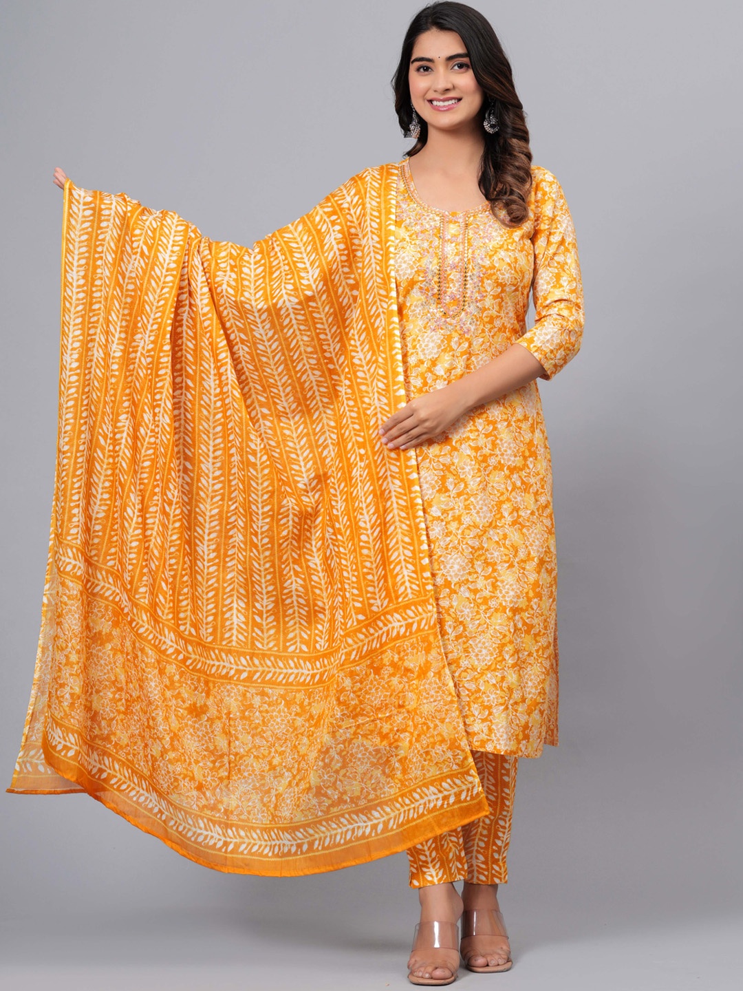 

KALINI Floral Printed Regular Beads and Stones Pure Cotton Kurta With Trousers & Dupatta, Yellow