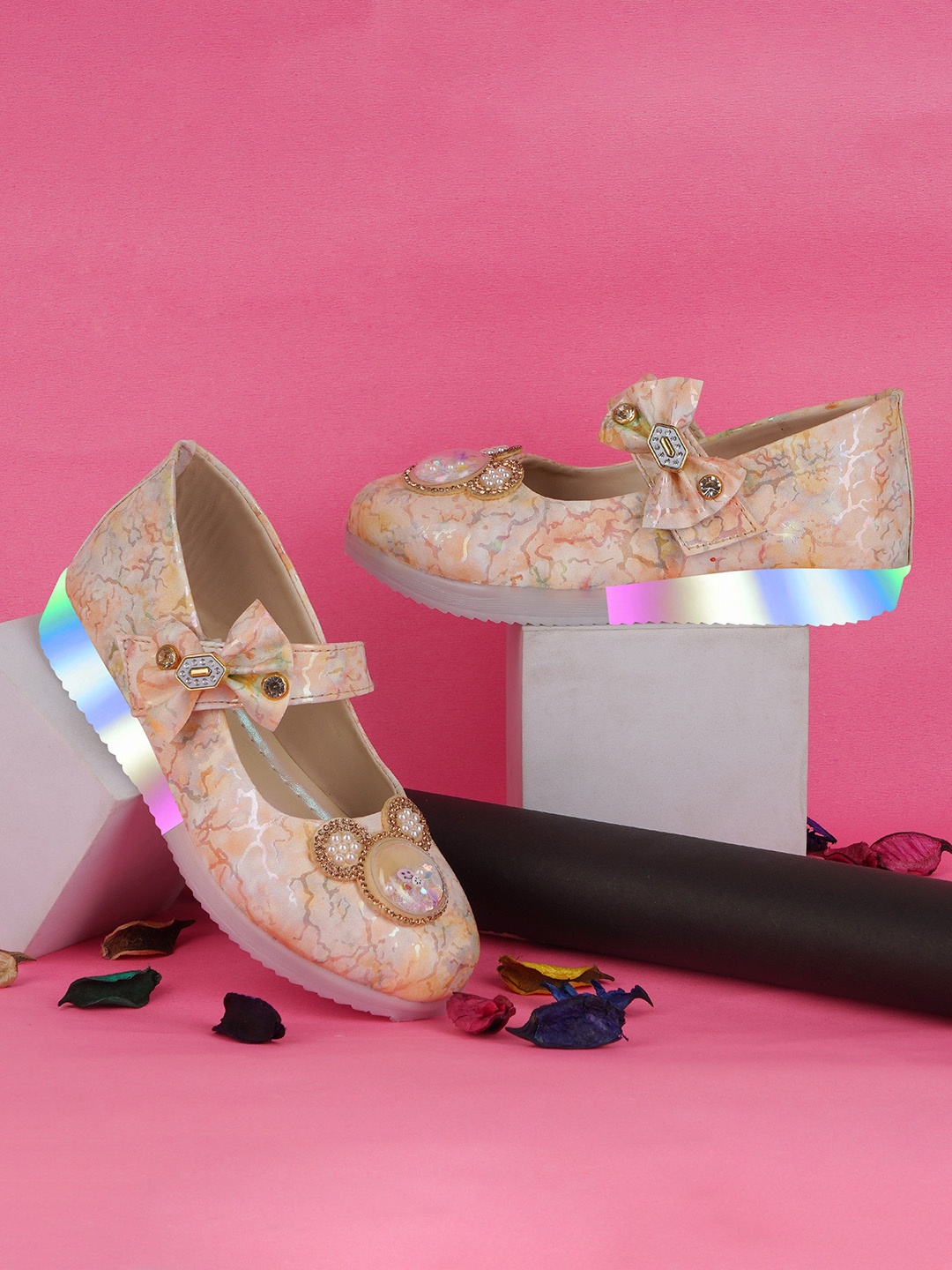 

BAESD Girls Printed Bow Embellished Ballerinas, Gold