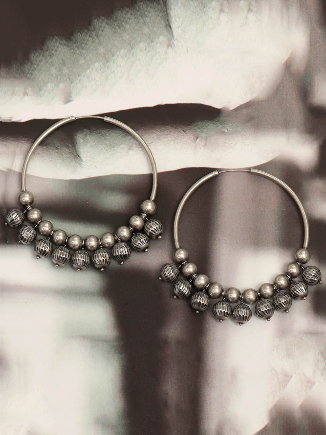 

LeCalla 925 Sterling Silver Rhodium Plated Contemporary Hoop Earrings