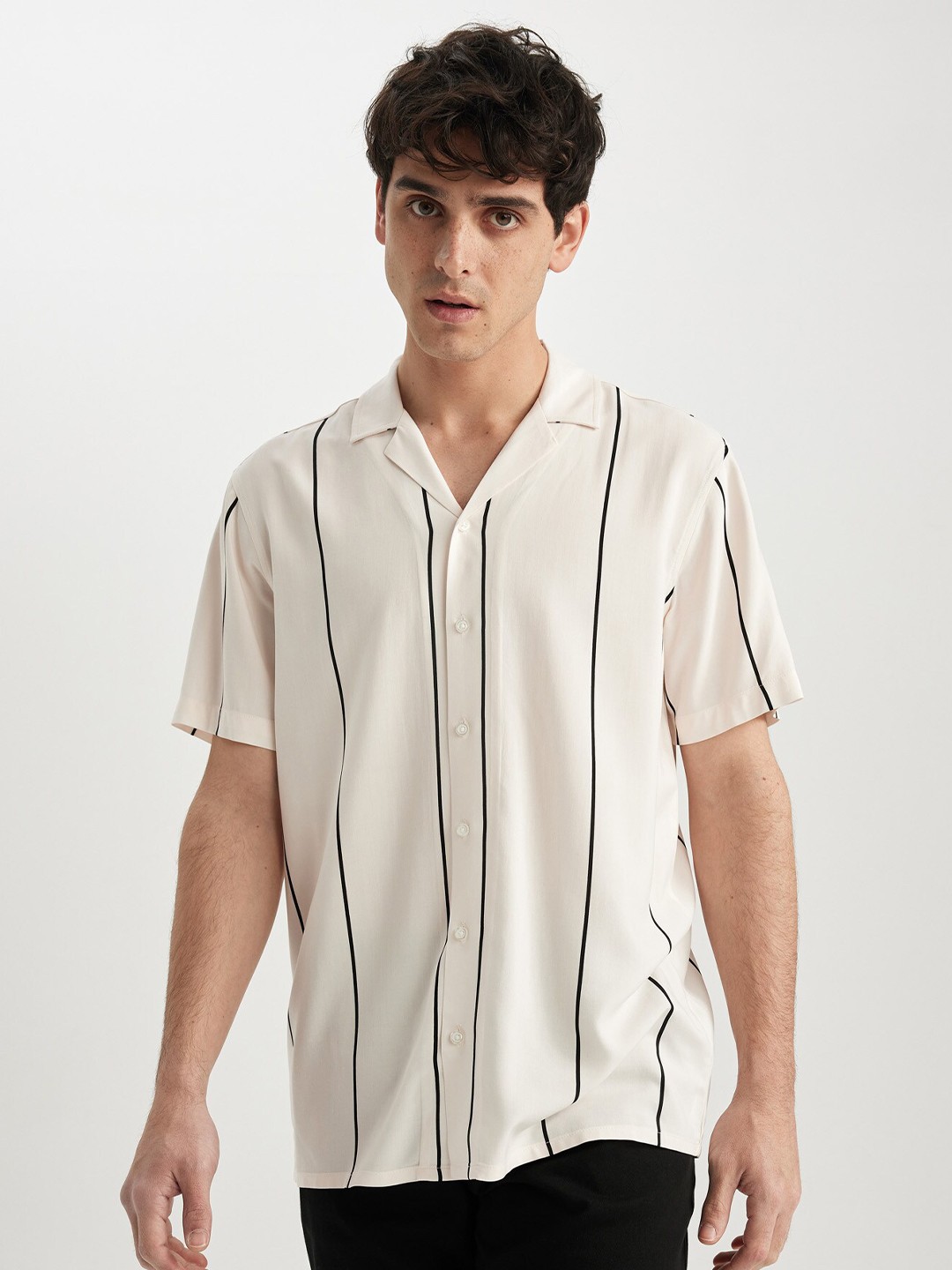 

DeFacto Striped Spread Collar Casual Shirt, Off white