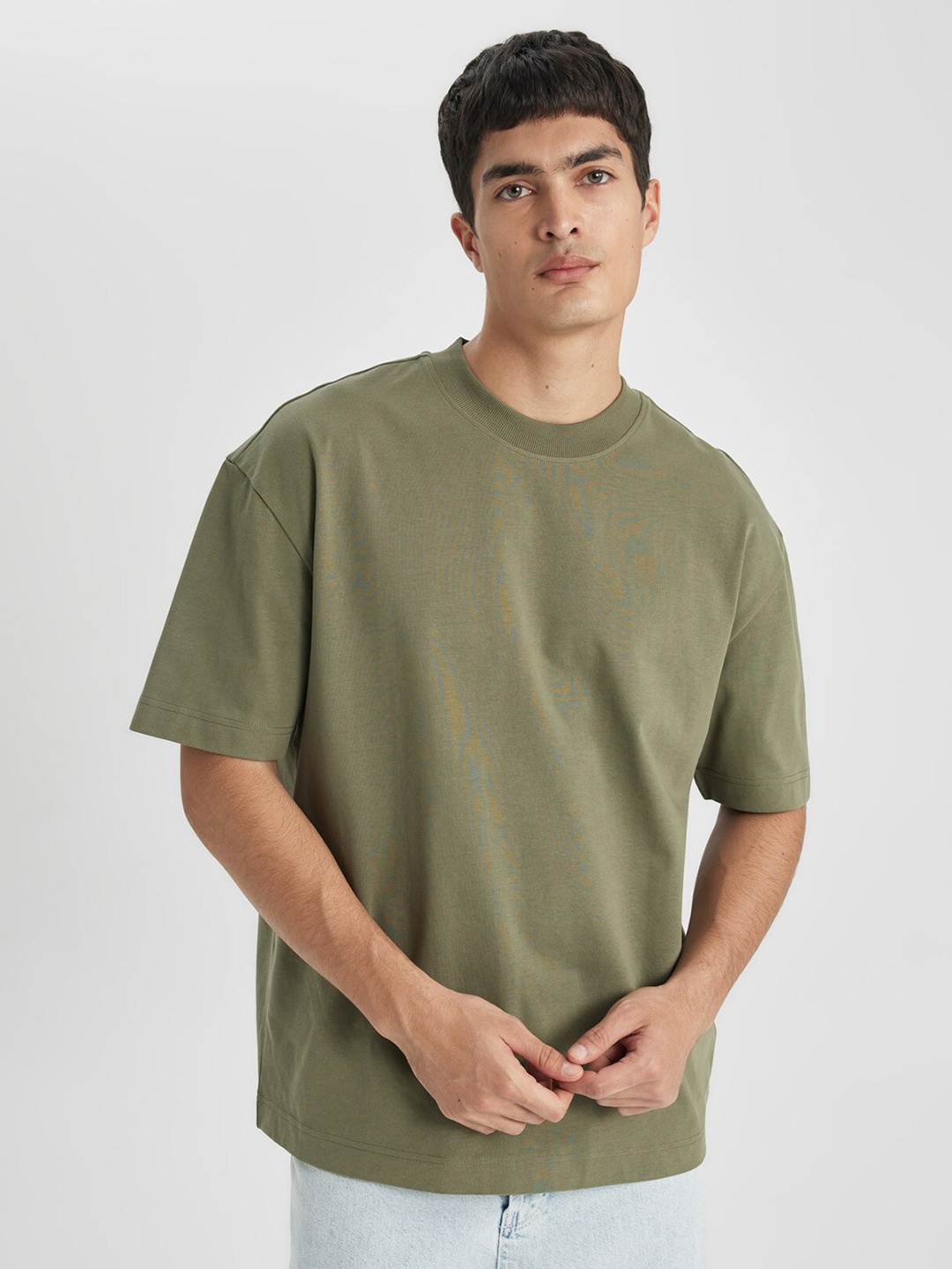 

DeFacto Round Neck Drop Shoulder Sleeves Pure Cotton T-shirt, Green