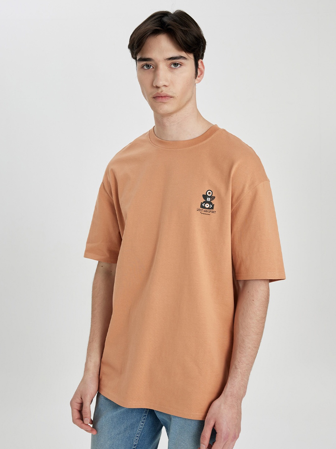 

DeFacto Round Neck Drop Shoulder Sleeves Pure Cotton T-shirt, Beige