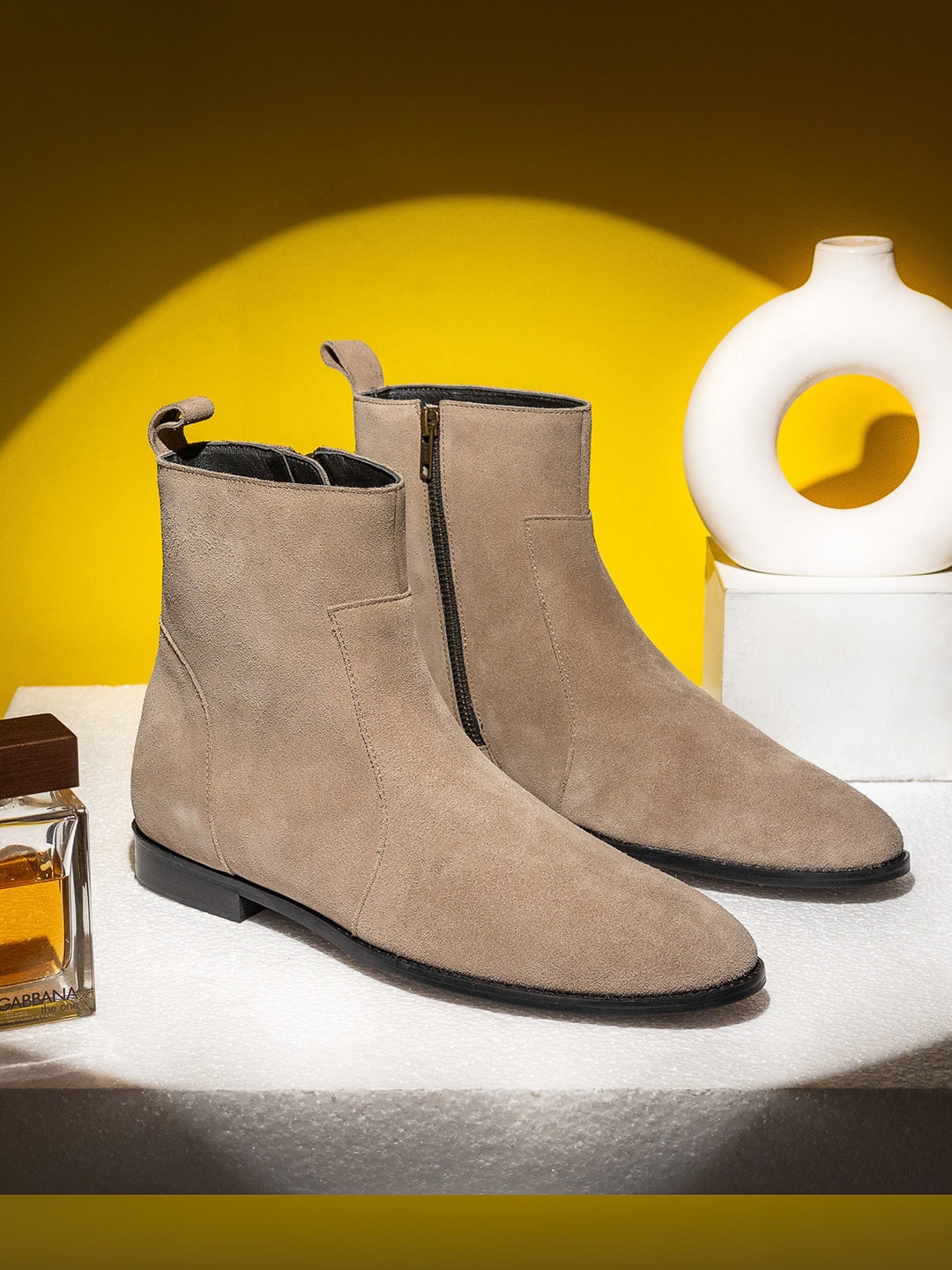 

GRIFFIN Men Suede Chelsea Boots, Beige