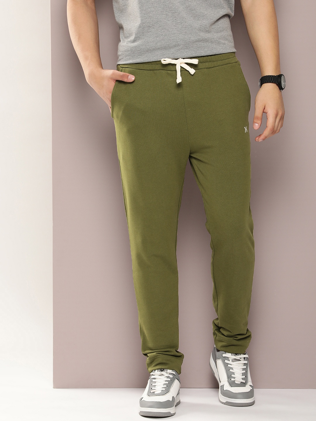 

Kook N Keech Men Solid Slim Fit Track Pants, Green