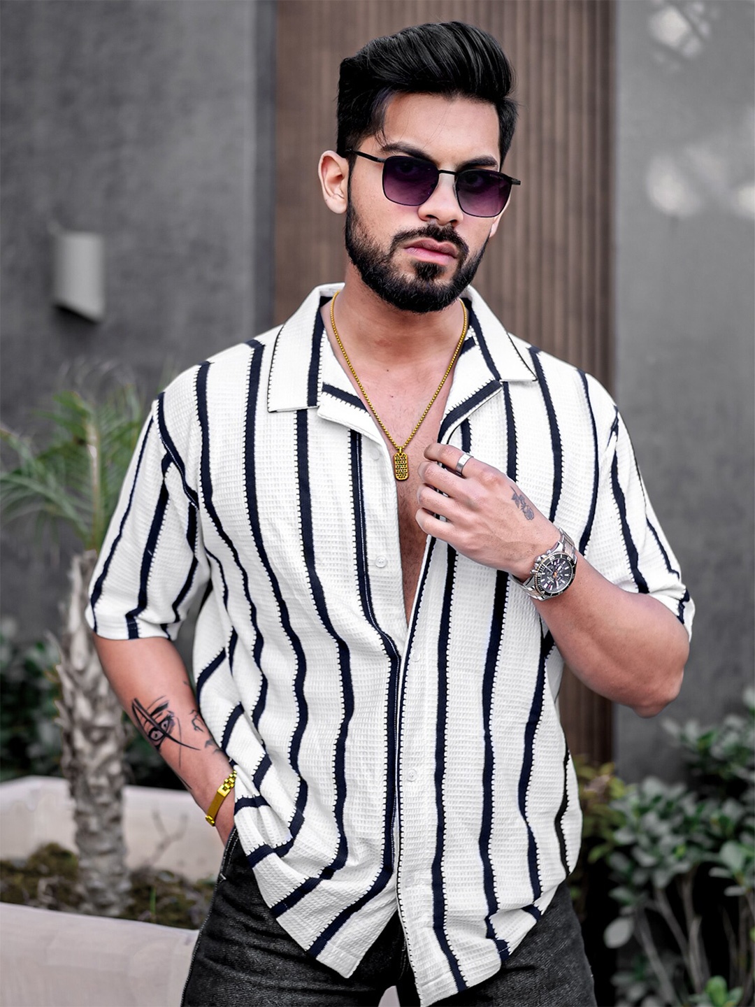 

MANIAC Comfort Striped Cuban Collar Oversized Casual Shirt, White