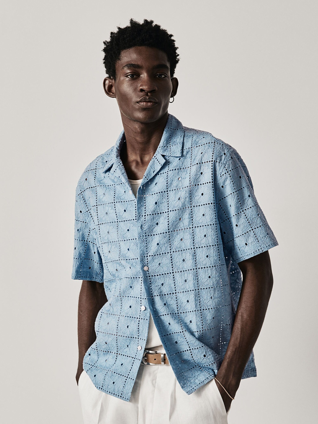 

H&M Pure Cotton Regular Fit Textured-Weave Resort Shirt, Blue