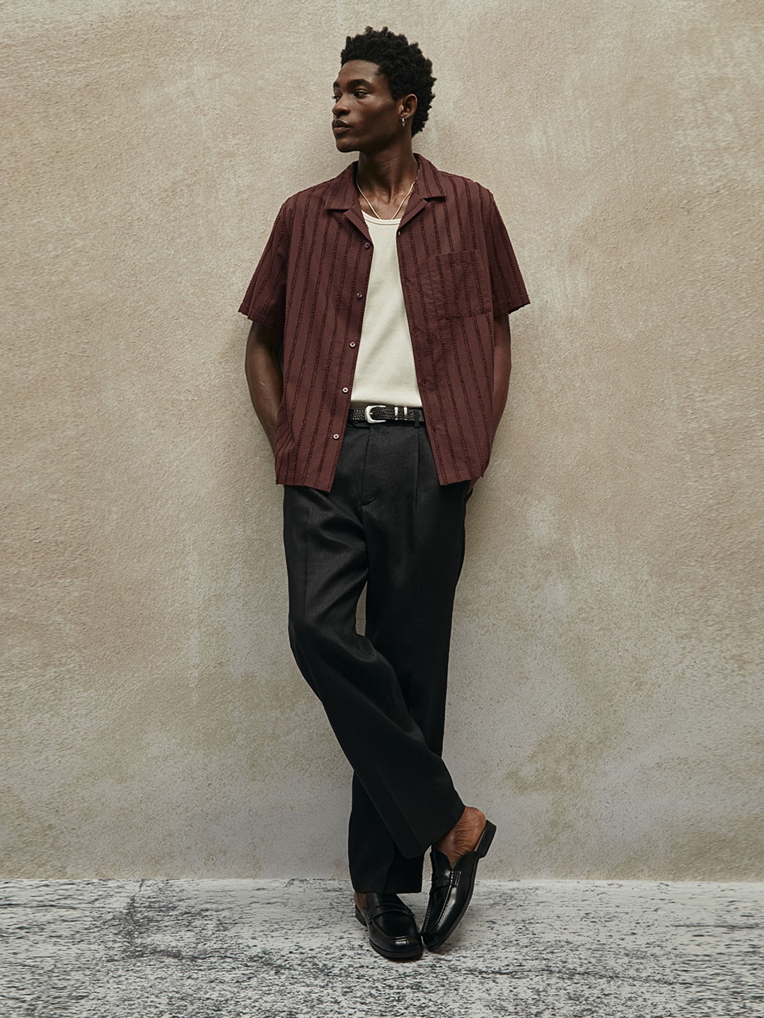 

H&M Pure Cotton Regular Fit Textured-Weave Resort Shirt, Brown