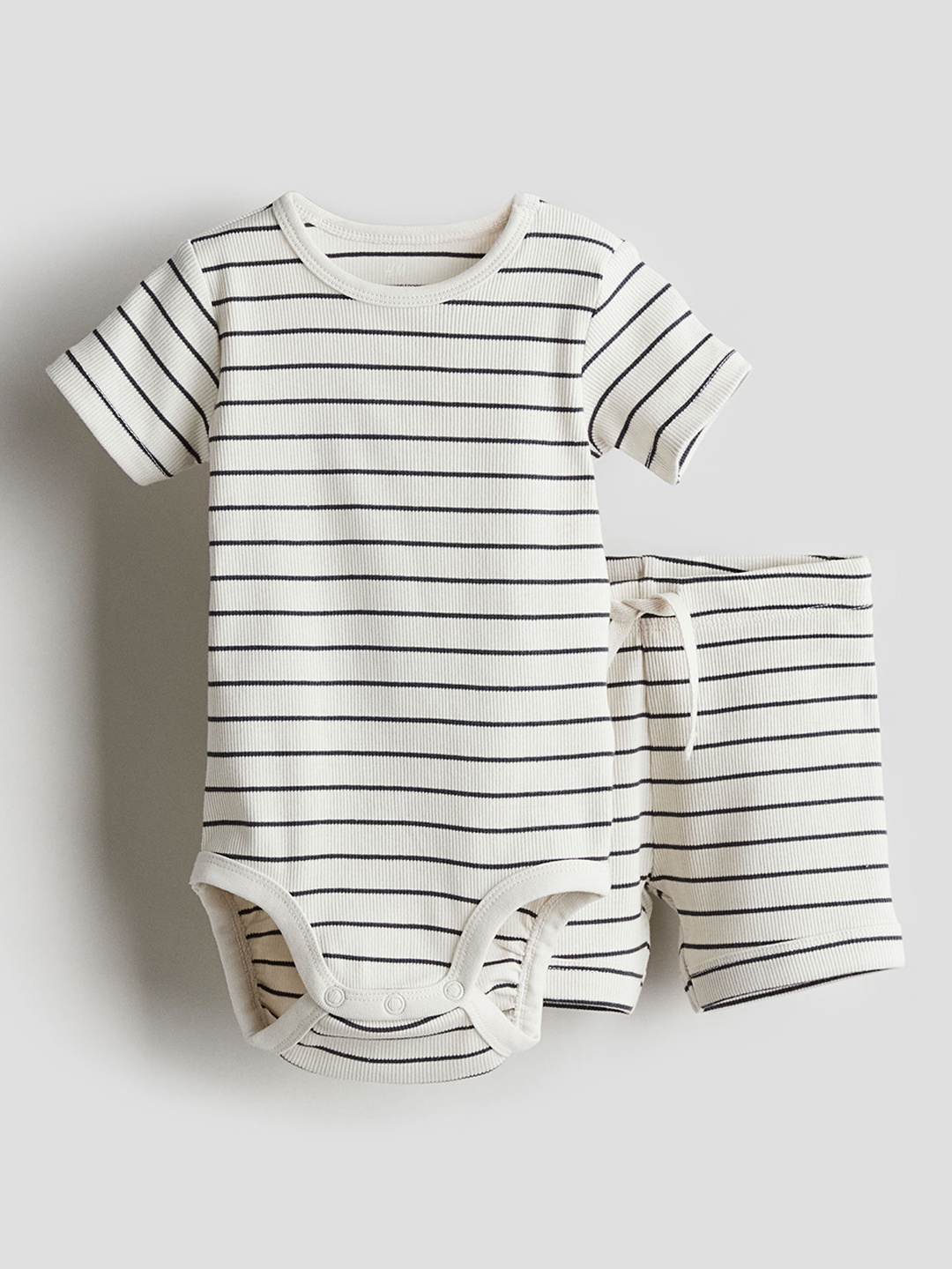 

H&M Boys 2-Piece Ribbed Cotton Set, White