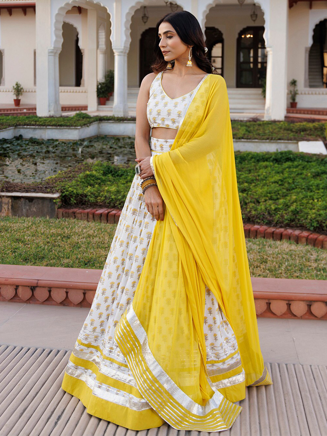 

Ragavi Floral Printed Ready to Wear Lehenga & Blouse With Dupatta, Yellow