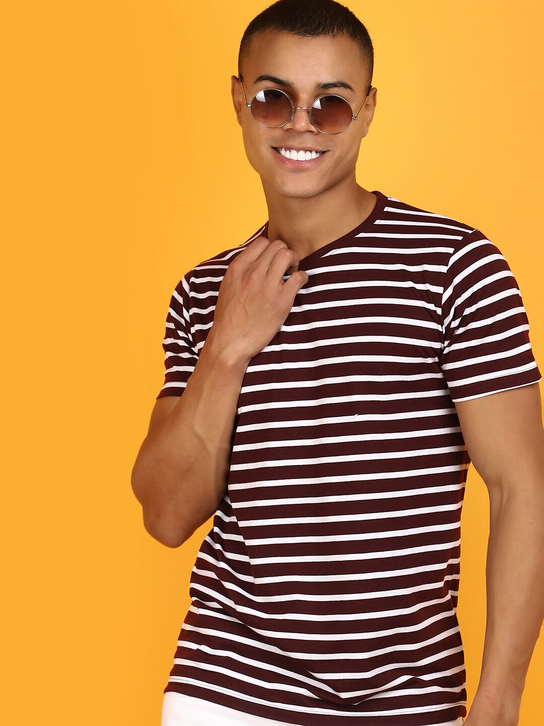 

V-Mart Striped Round Neck Slim Fit T-shirt, Maroon