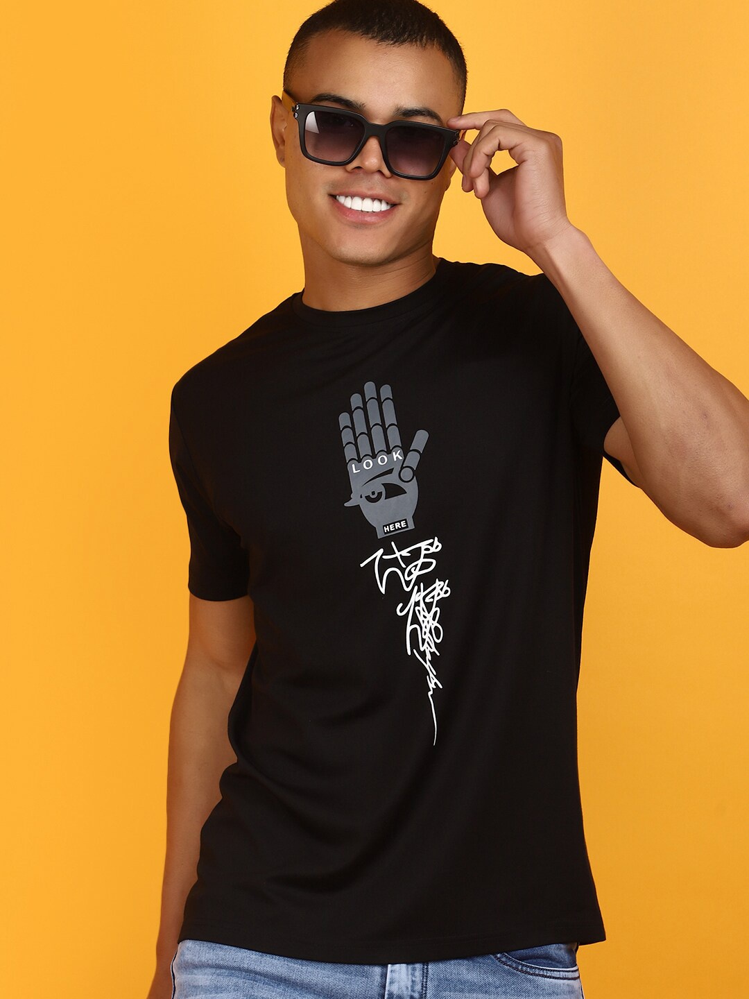 

V-Mart Graphic Printed Cotton Slim Fit Casual T-shirt, Black