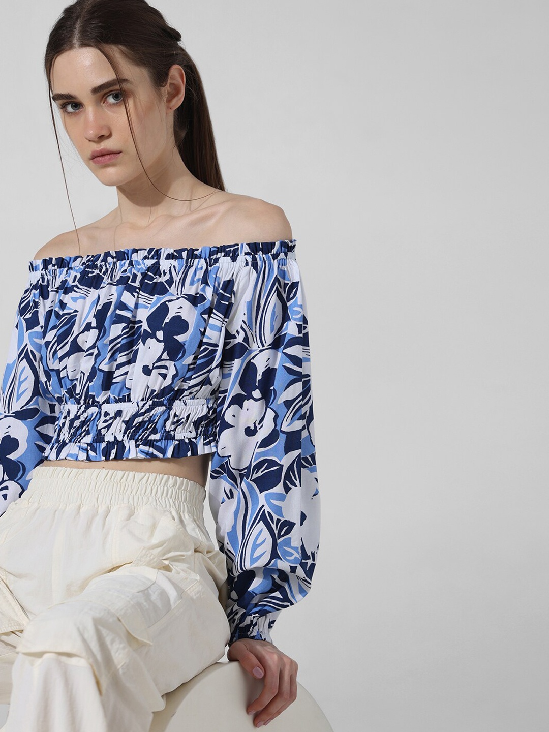 

ONLY Floral Printed Off-Shoulder Bardot Crop Top, Blue