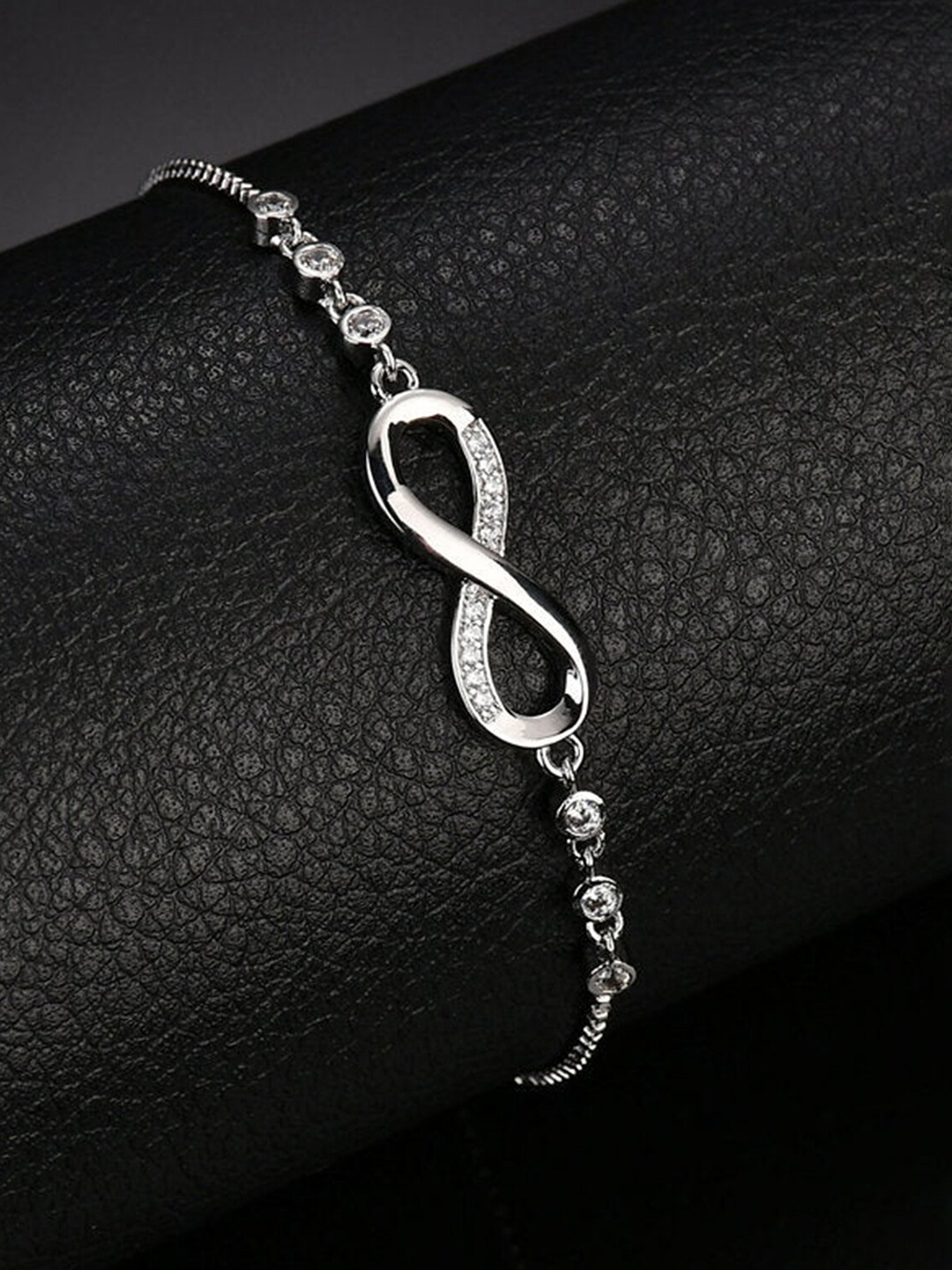 

Mahi Infinity Shape Adjustable Bracelet, Silver