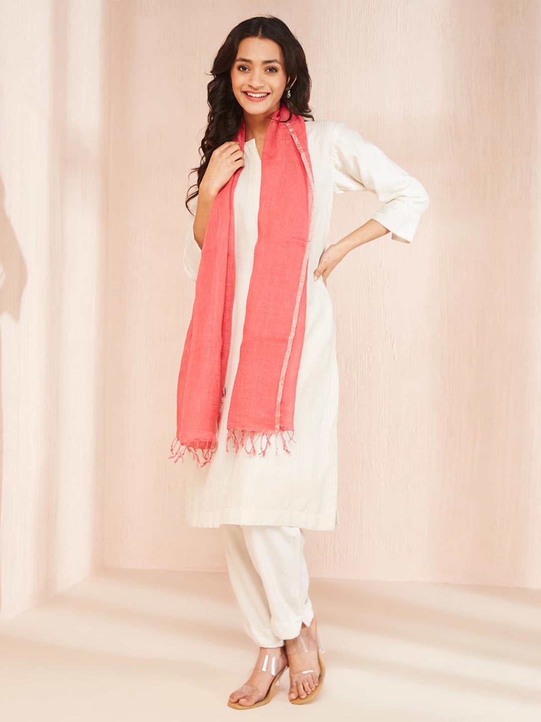 

Fabindia Linen Tasselled Stole, Pink