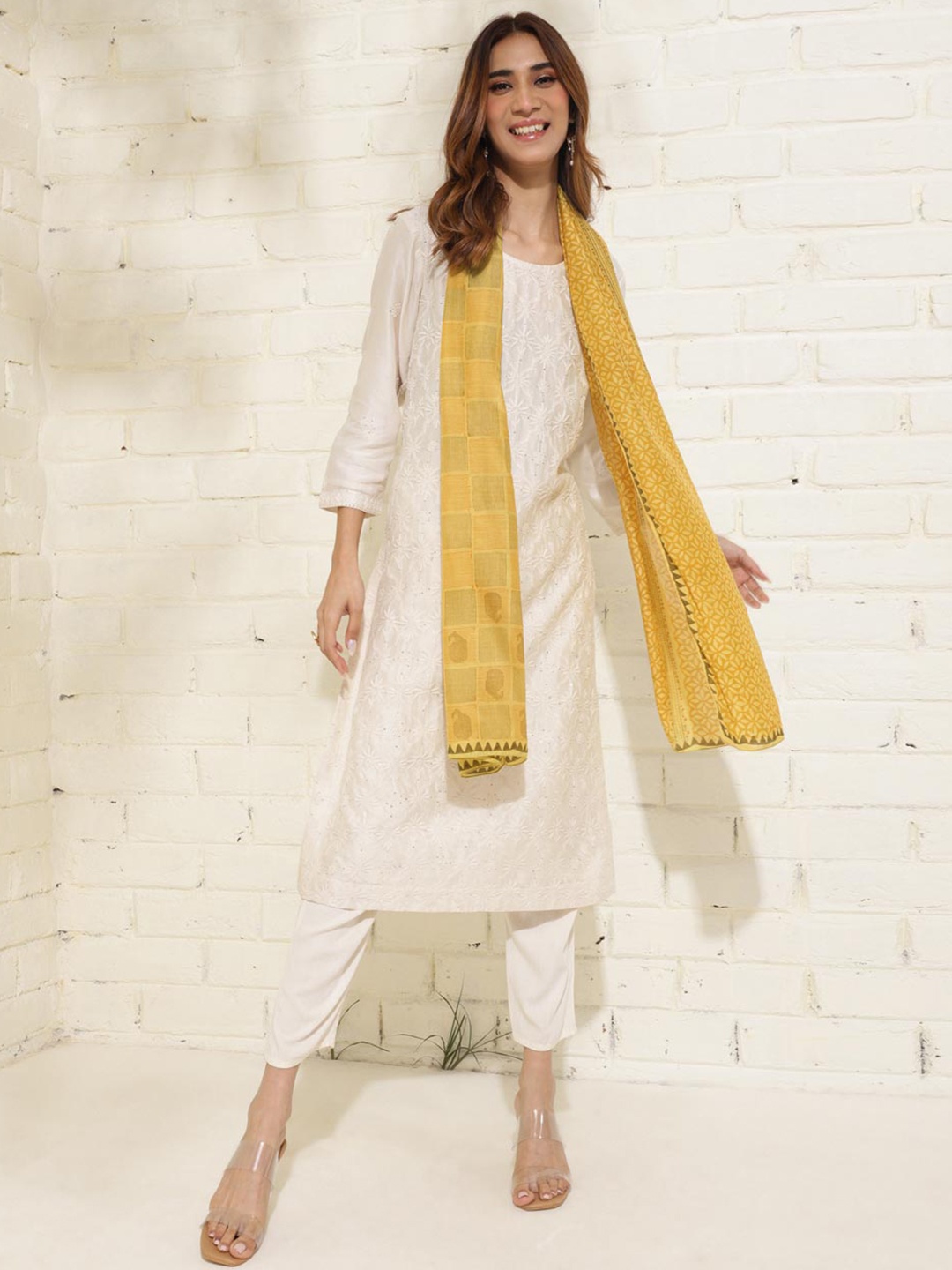 

Fabindia Tie & Dyed Stole, Yellow